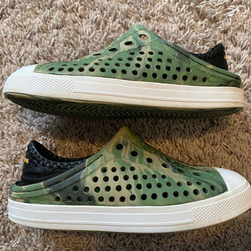 Gently used Sketches shoes